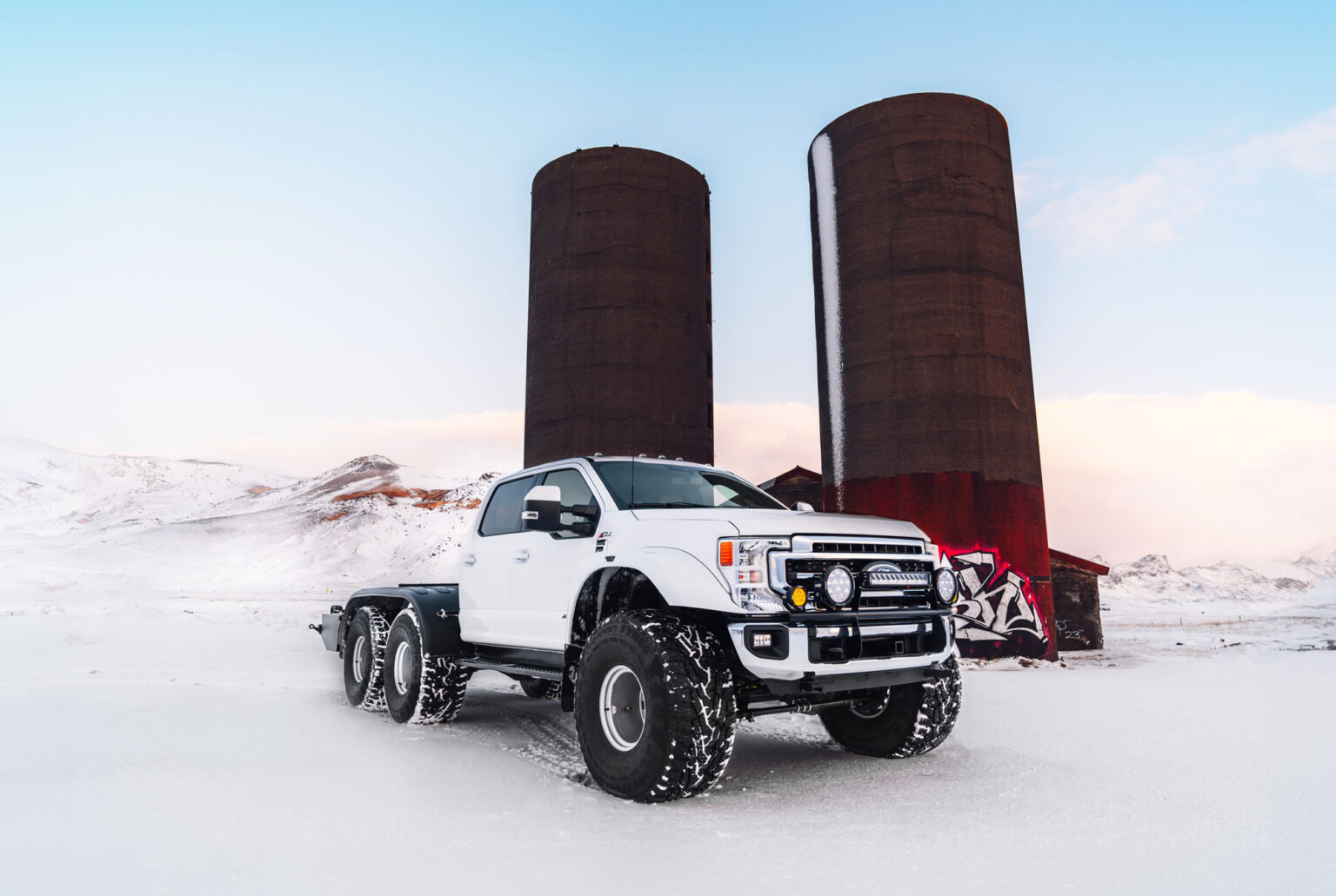 AT44 Ford Super Duty 6x6 - Arctic Trucks US