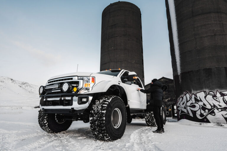 AT44 Ford Super Duty 6x6 - Arctic Trucks US