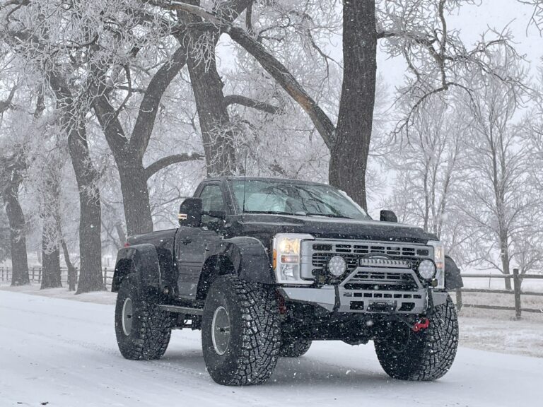 AT44 Ford Super Duty 4x4 - Arctic Trucks US